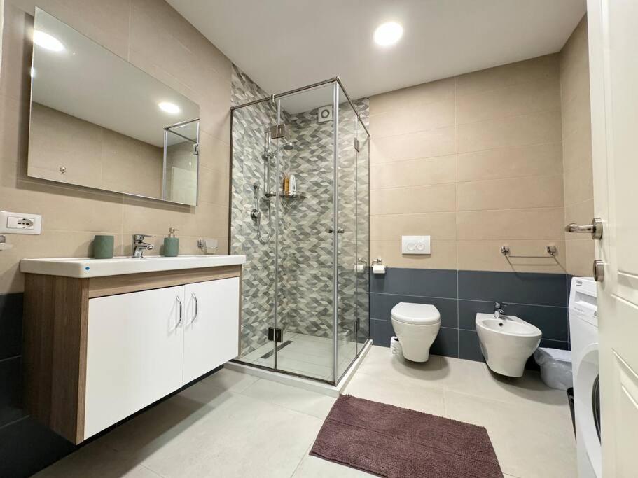 Yellow Apartment Драч Екстериор снимка